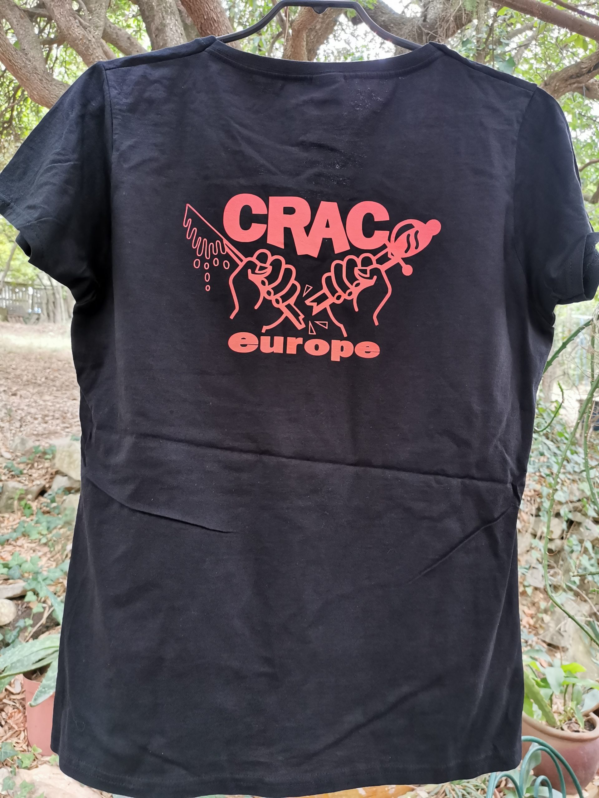Les T-shirts « Corrida la honte » - CRAC Europe